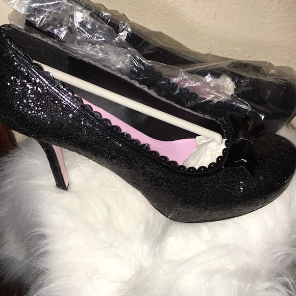 New women’s shoes - Picture 2 of 5